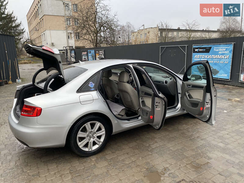 Седан Audi A4 2009 в Тернополе