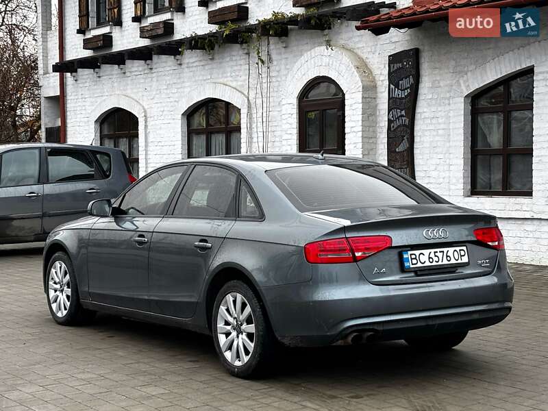 Седан Audi A4 2013 в Красилове