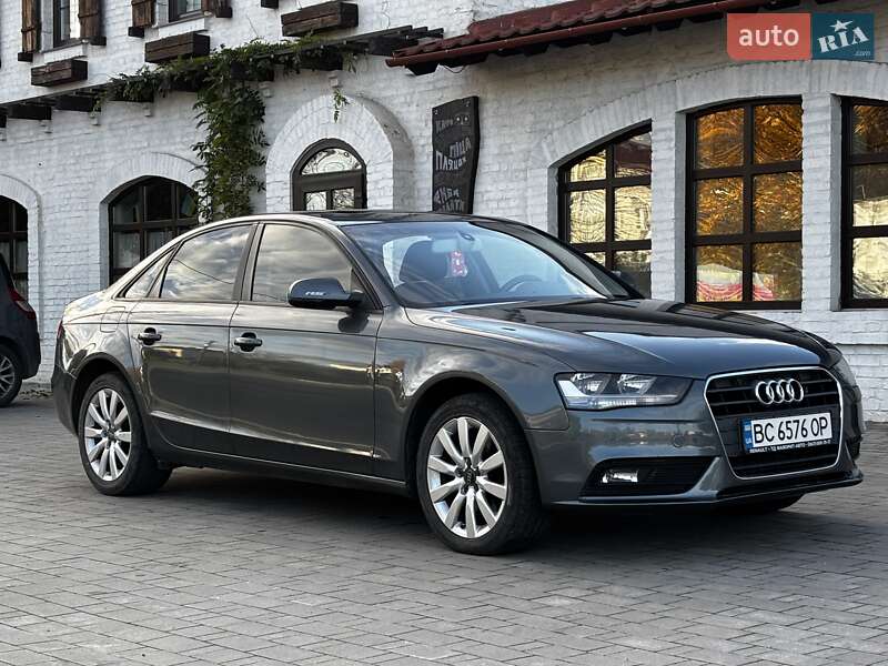 Седан Audi A4 2013 в Красилове