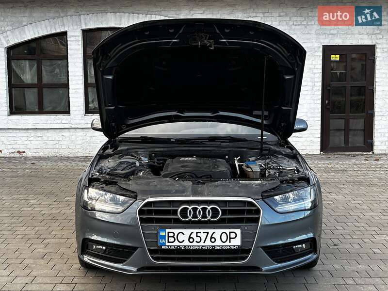 Седан Audi A4 2013 в Красилове