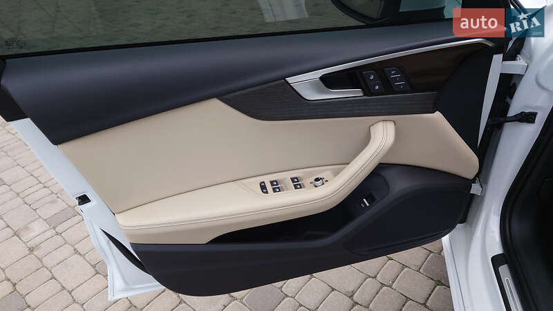 Седан Audi A4 2022 в Києві фото 20 Седан Audi A4 2022 в Києві