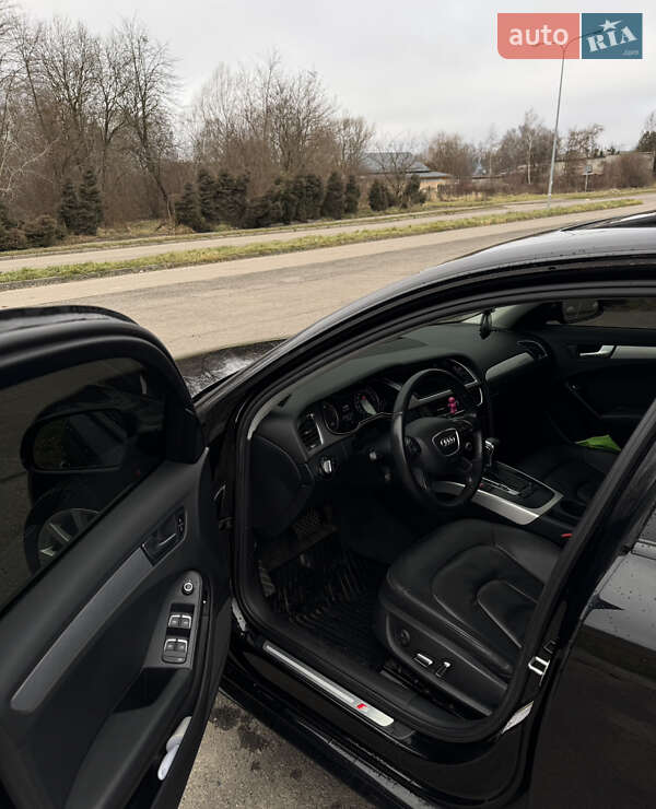 Седан Audi A4 2013 в Львові