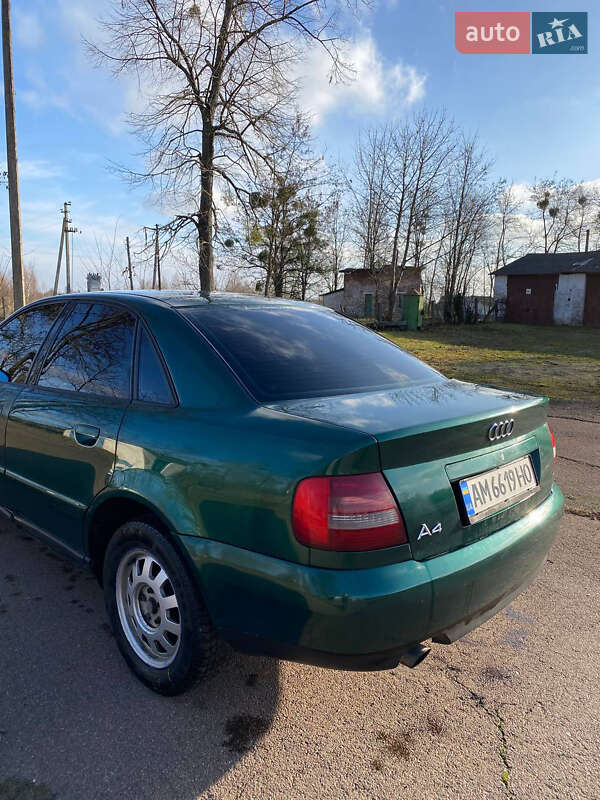 Седан Audi A4 1999 в Житомирі
