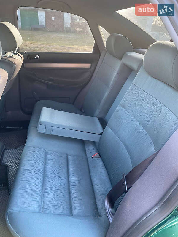 Седан Audi A4 1999 в Житомирі