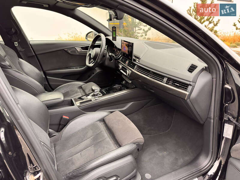 Універсал Audi A4 2019 в Києві