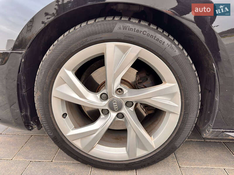 Універсал Audi A4 2019 в Києві