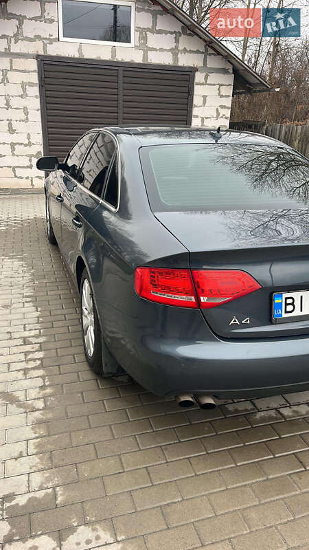 Седан Audi A4 2009 в Миргороді