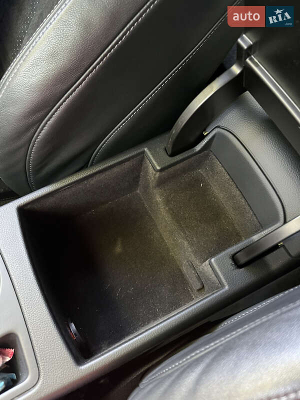 Седан Audi A4 2015 в Нововолынске