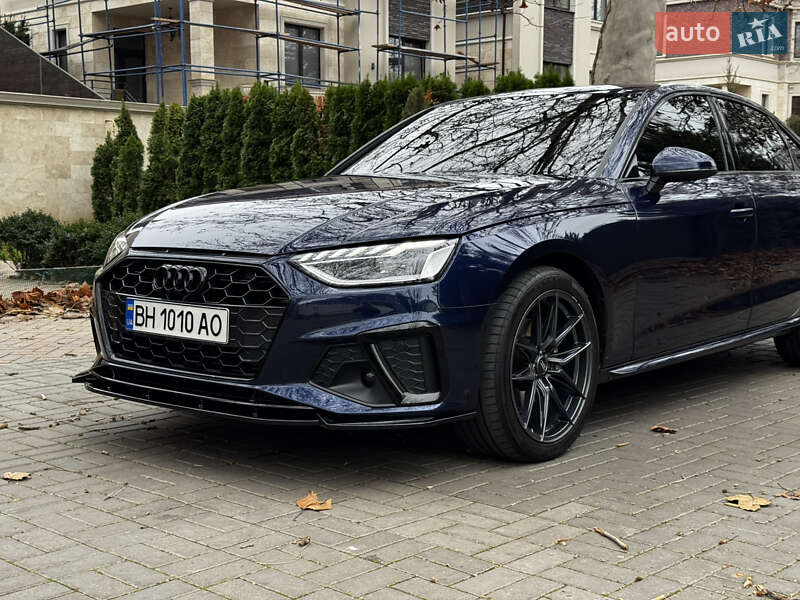 Седан Audi A4 2020 в Одессе