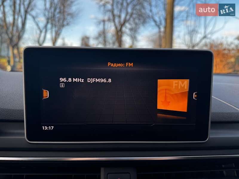 Седан Audi A4 2016 в Киеве фото 25 Седан Audi A4 2016 в Киеве