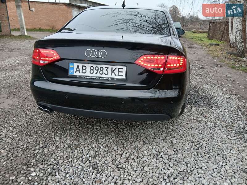 Седан Audi A4 2010 в Казатине