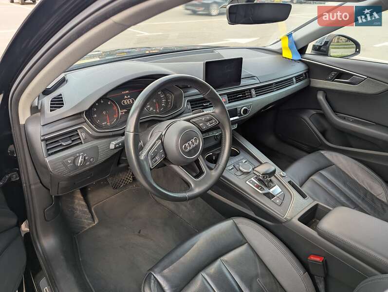 Седан Audi A4 2018 в Києві
