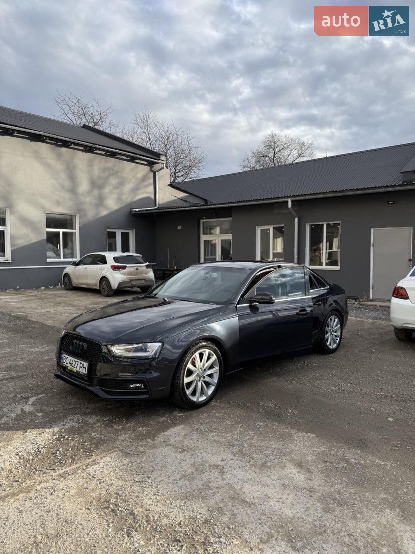 2013 Audi A4 - мініатюра 2