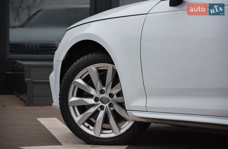 Седан Audi A4 2018 в Киеве фото 10 Седан Audi A4 2018 в Киеве