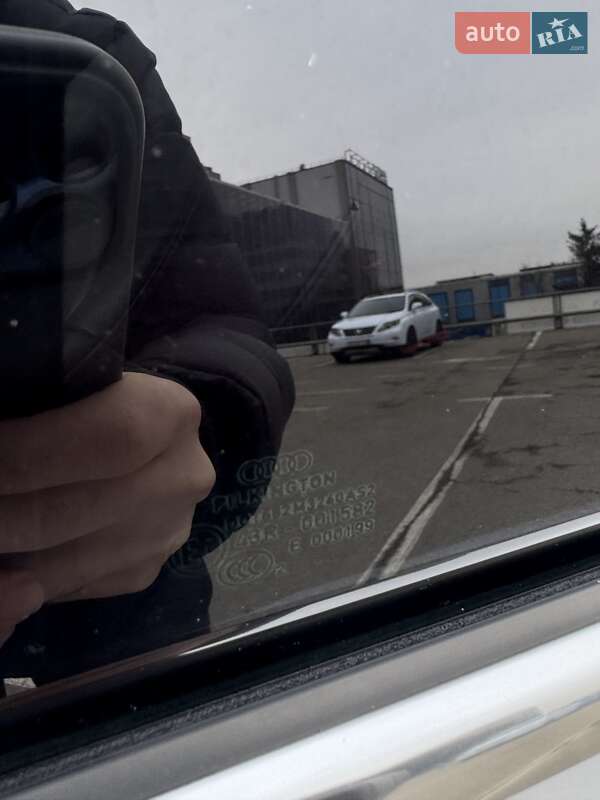 Седан Audi A4 2012 в Вишневом