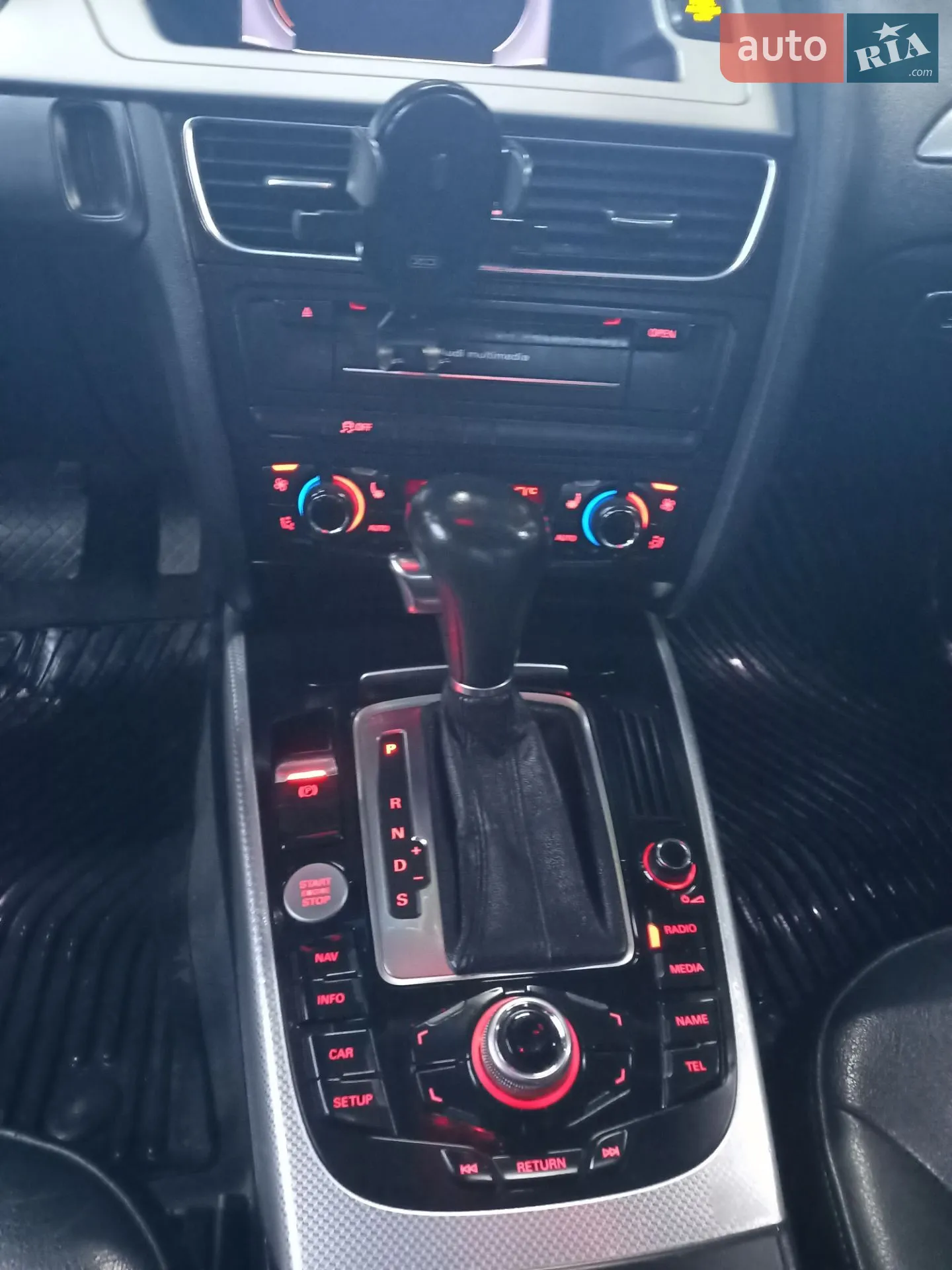 2011 Audi A4 - мініатюра 8