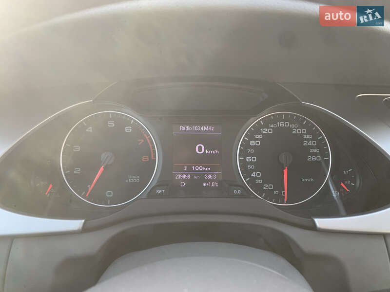 Универсал Audi A4 2010 в Сумах