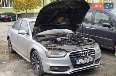 Седан Audi A4 2014 в Львове