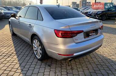 Седан Audi A4 2015 в Львове