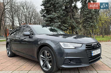 Универсал Audi A4 2016 в Киеве