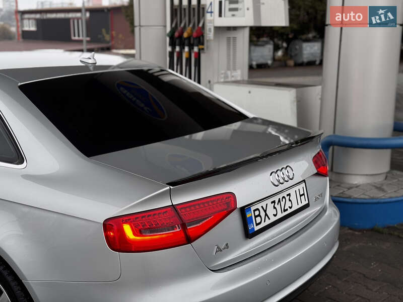 Седан Audi A4 2013 в Хмельницком