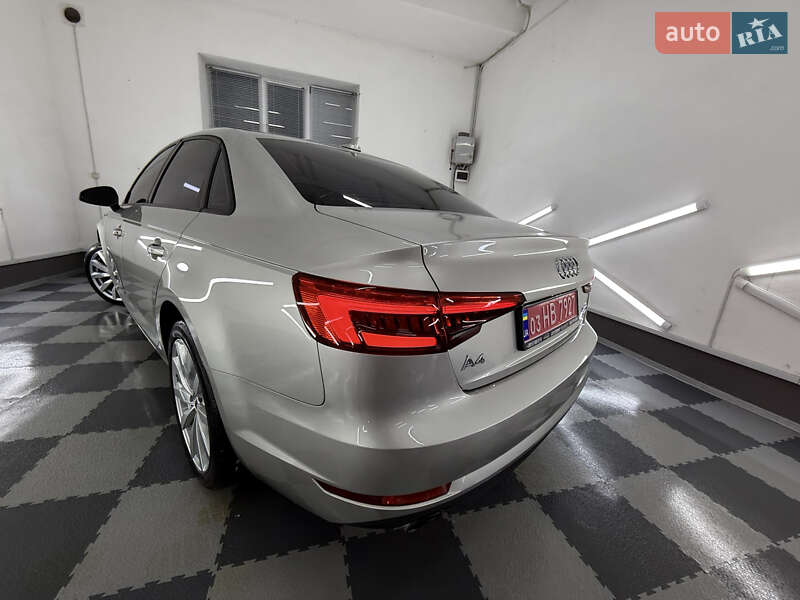 Седан Audi A4 2017 в Трускавце