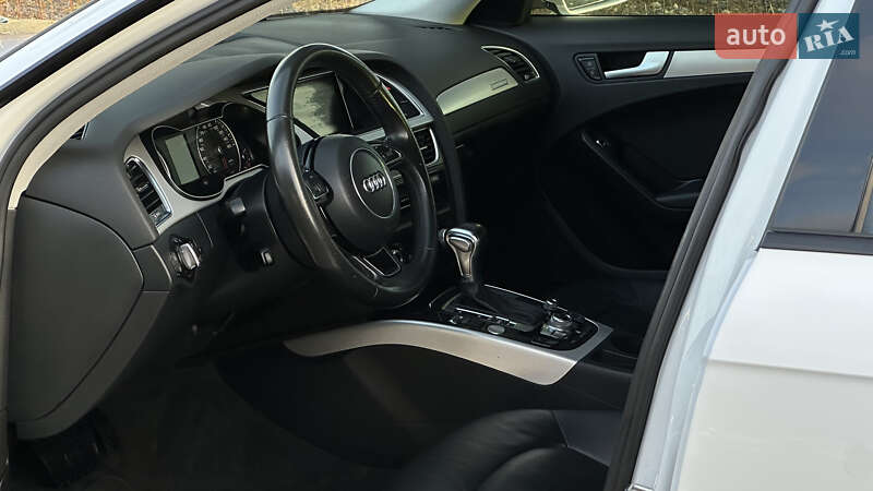 Седан Audi A4 2016 в Самборе