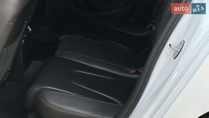 Седан Audi A4 2016 в Самборе