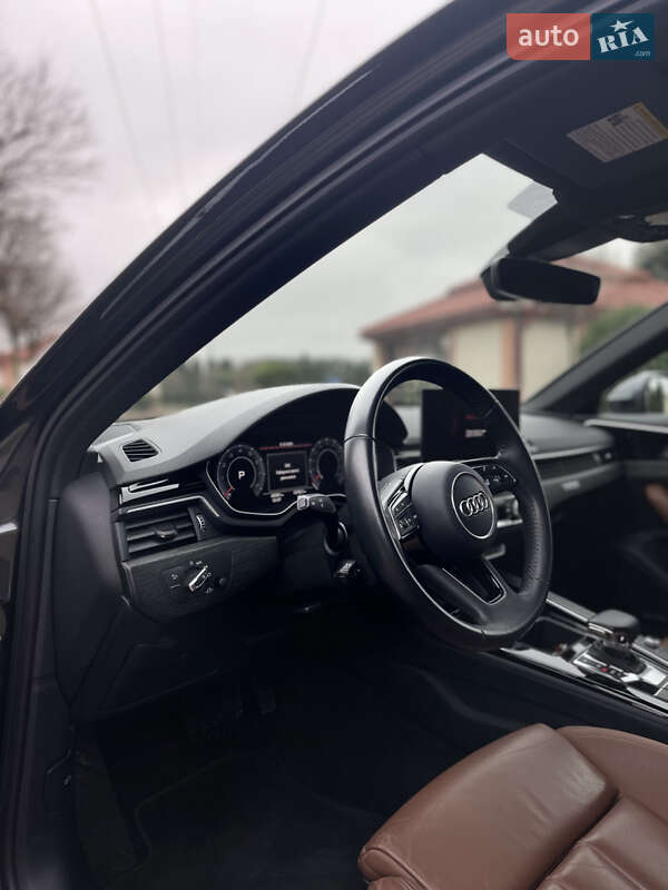 Седан Audi A4 2020 в Ивано-Франковске