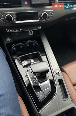 Седан Audi A4 2020 в Ивано-Франковске