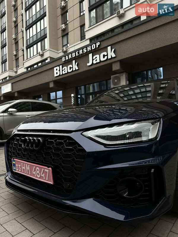 Седан Audi A4 2021 в Києві