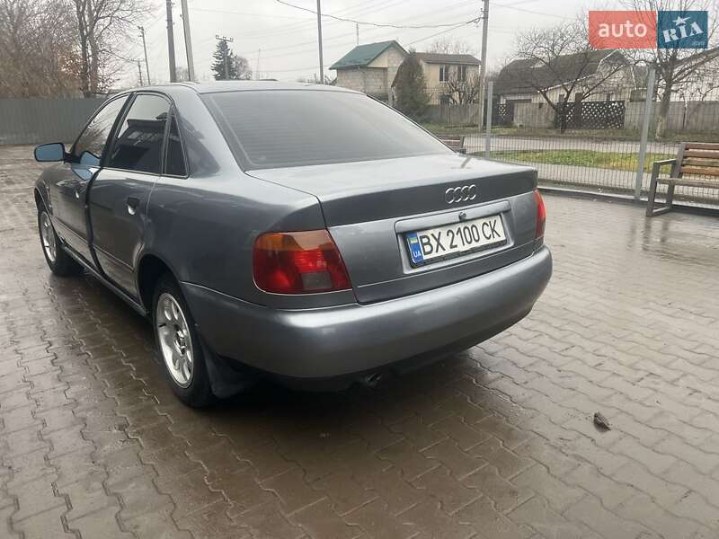 Седан Audi A4 1995 в Красилове фото 3 Седан Audi A4 1995 в Красилове