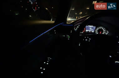 Седан Audi A4 2018 в Киеве