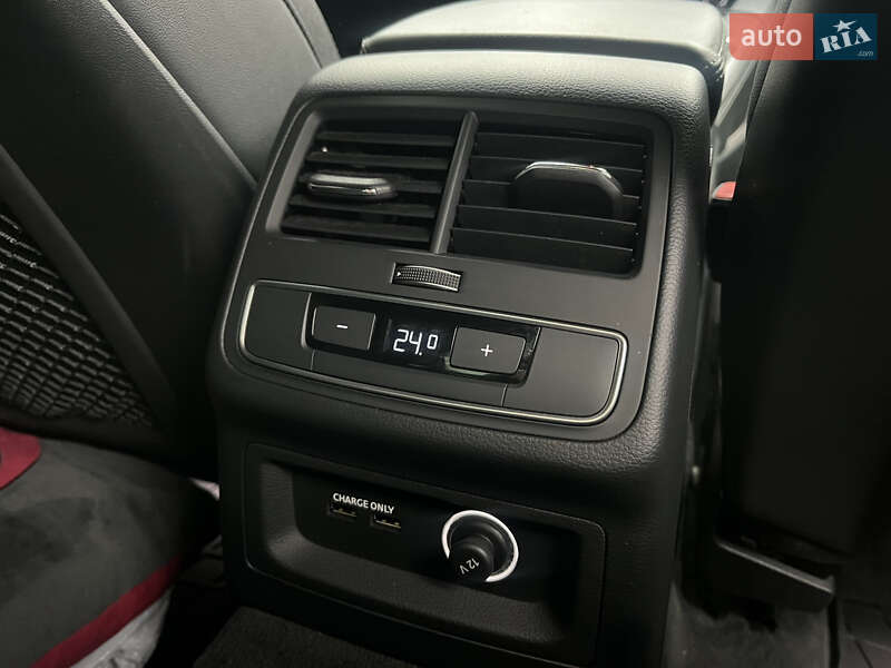 Седан Audi A4 2019 в Белой Церкви