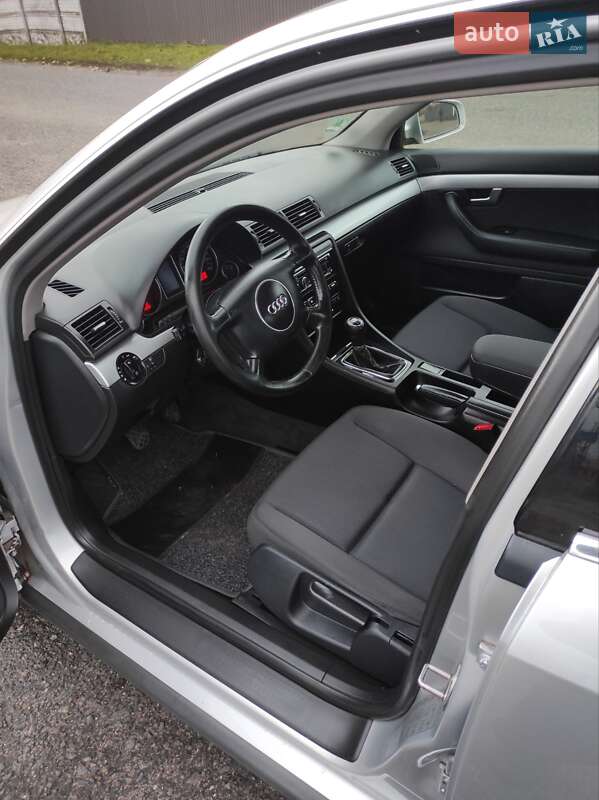 Седан Audi A4 2002 в Харькове