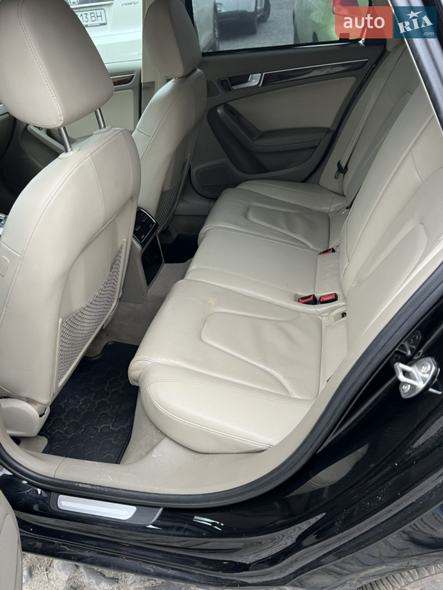 2010 Audi A4 - мініатюра 15