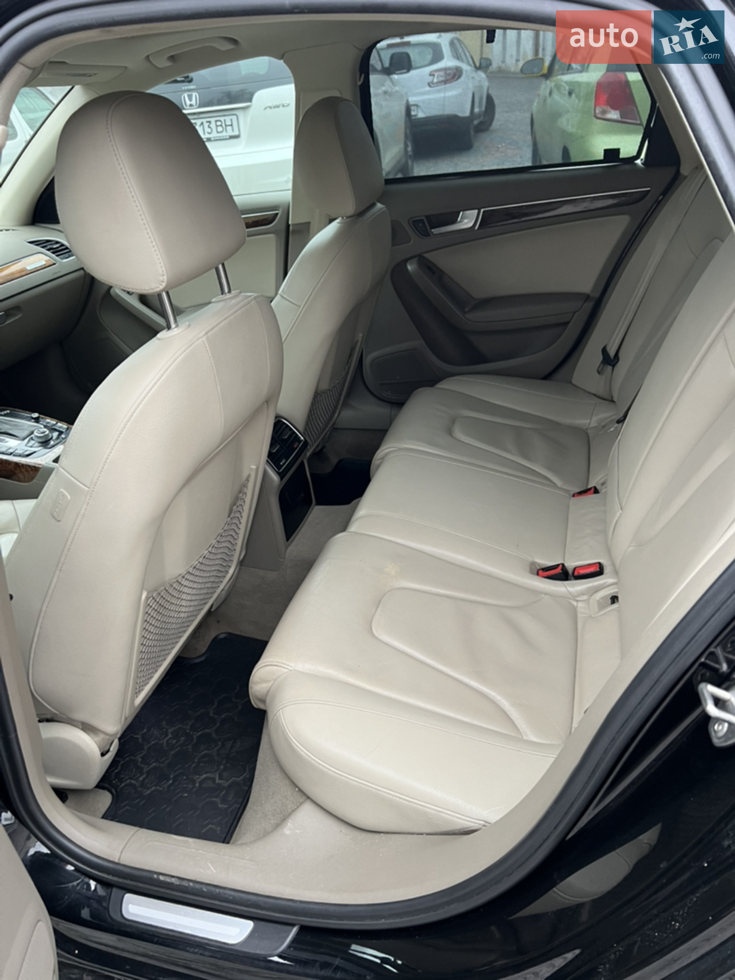 2010 Audi A4 - мініатюра 16