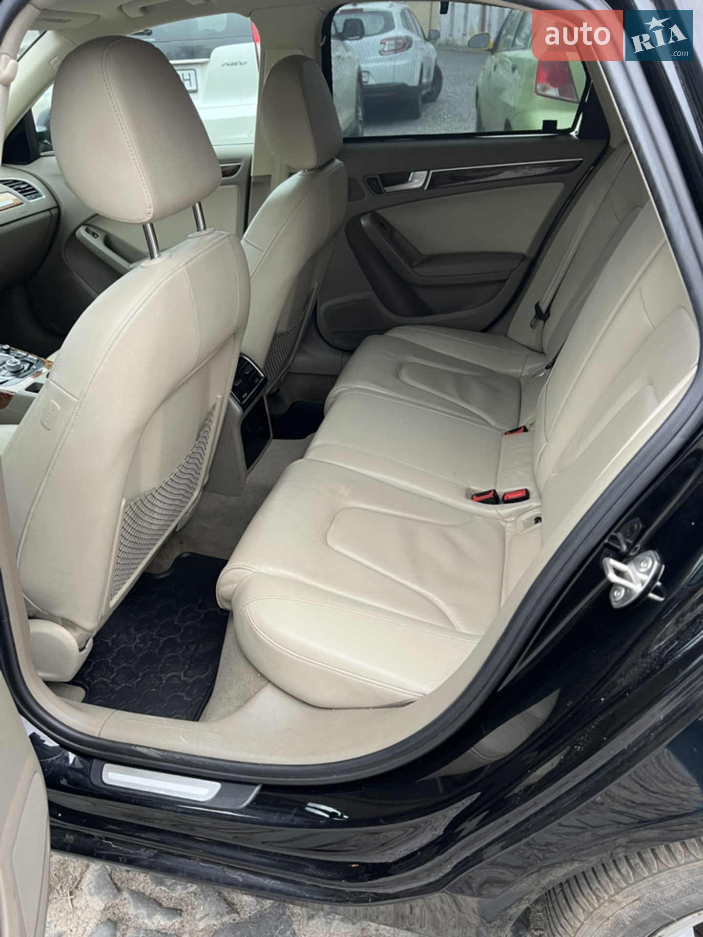 2010 Audi A4 - мініатюра 17