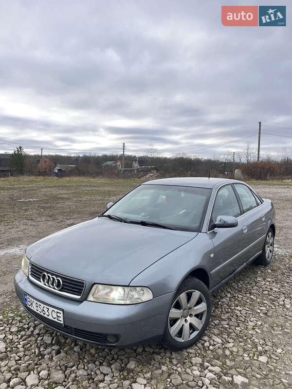 Седан Audi A4 1999 в Ивано-Франковске фото Седан Audi A4 1999 в Ивано-Франковске