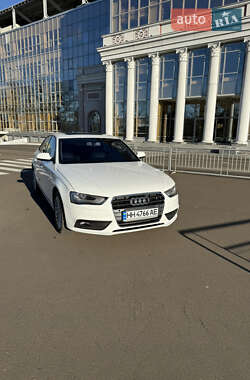 Седан Audi A4 2013 в Одессе