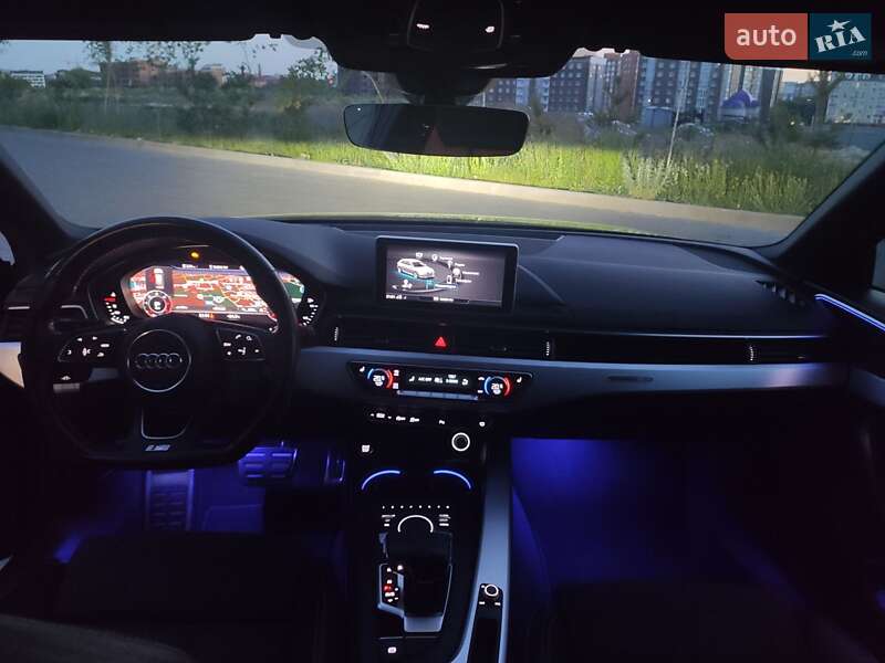 Универсал Audi A4 2016 в Хмельницком