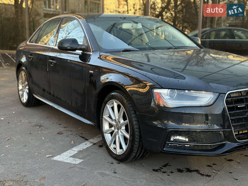 Седан Audi A4 2014 в Киеве