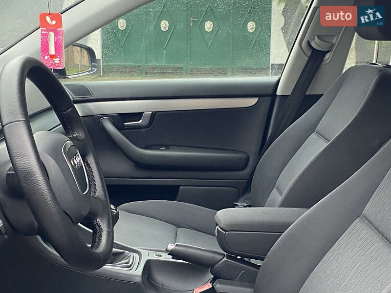 Седан Audi A4 2008 в Вознесенске