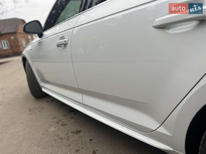 Седан Audi A4 2016 в Львове фото 33 Седан Audi A4 2016 в Львове