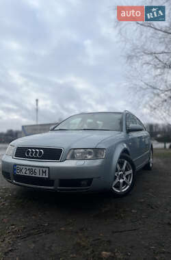 Універсал Audi A4 2001 в Рокитному