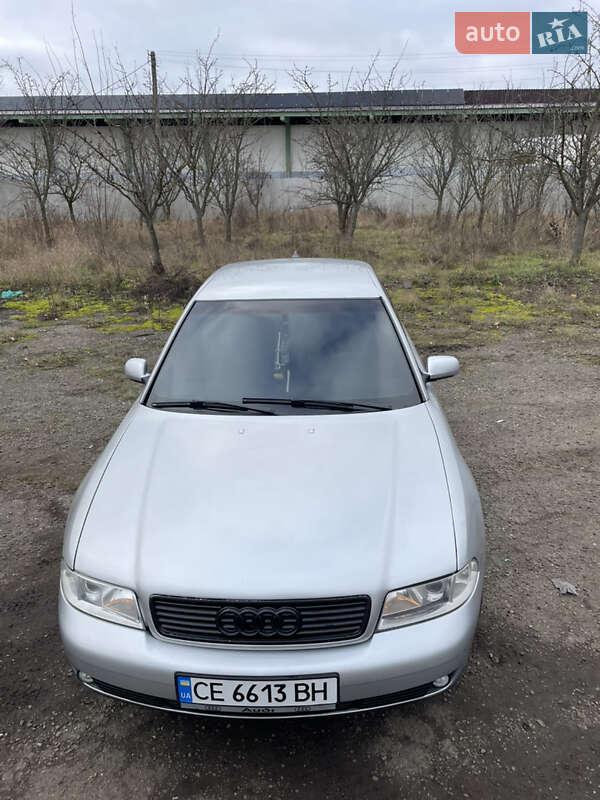 Седан Audi A4 1999 в Глыбокой