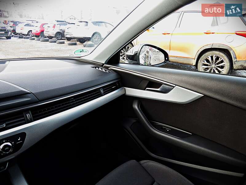 Универсал Audi A4 2018 в Черкассах