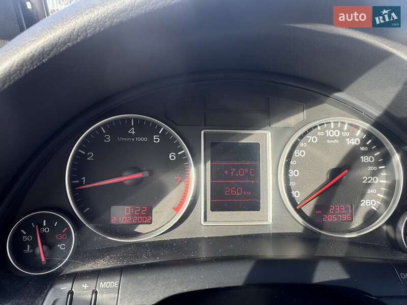 Универсал Audi A4 2002 в Львове фото 5 Универсал Audi A4 2002 в Львове