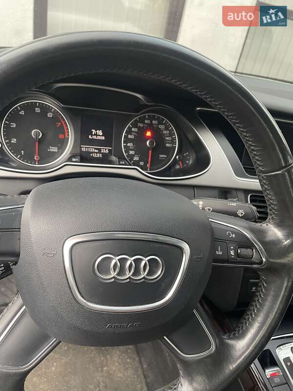 Седан Audi A4 2013 в Києві
