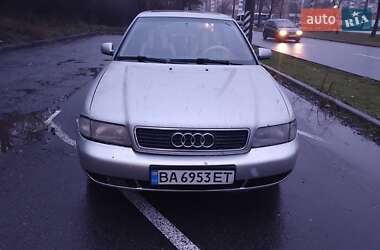 Седан Audi A4 1997 в Полтаве